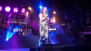 Katy B - I Like You (Live @MTVmusicUK&#39;s #MTVBRANDNEW 29.1.14)