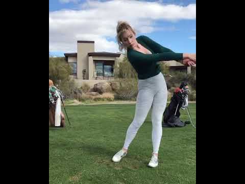 Paige Spiranac Squat