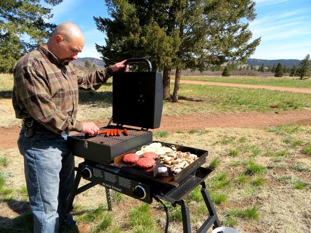 Blackstone On The Go Tailgater 17 Grill & Griddle Combo