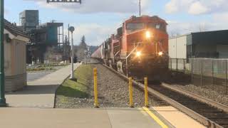 RARE BNSF Warbonnet + NS Norfolk Southern at Puyallup! 🚂🔥