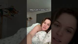 My bird checks on me when I sleep 🥹