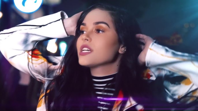 Maggie Lindemann's Fan Art-Filled “Pretty Girl” Lyric Video