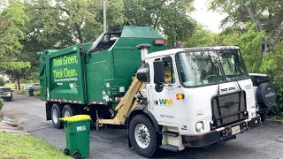 Waste Management’s Autocar ACX CNrG Heil Python ASL with a Hopper Cover - 106322