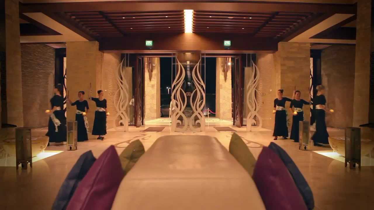 Sofitel Dubai Downtown - spa-decoration-with-lit-candles-towels