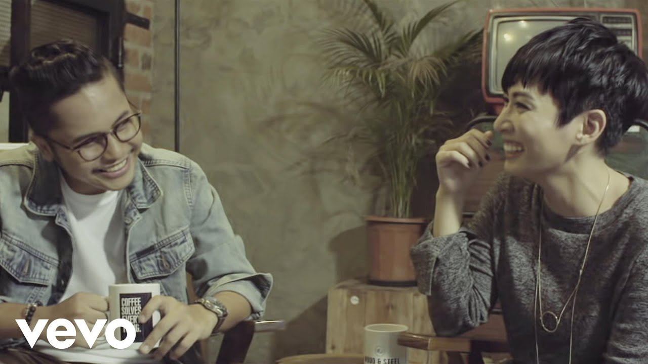 Misha Omar & Hafiz Suip - Terimaku Seadanya (Official Music Video) Misha Omar & Hafiz Suip - Terimaku Seadanya (Official Music Video)