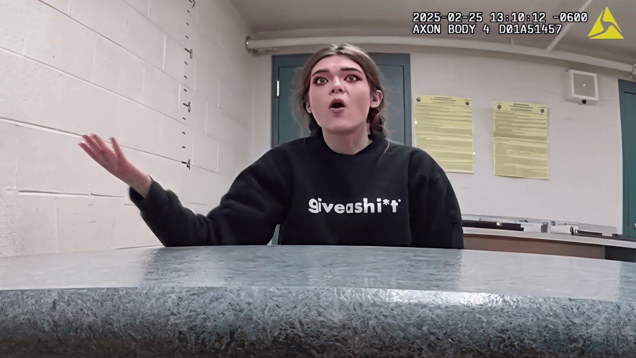 Девушка-психопатка понимает, что не выйдет из тюрьмы