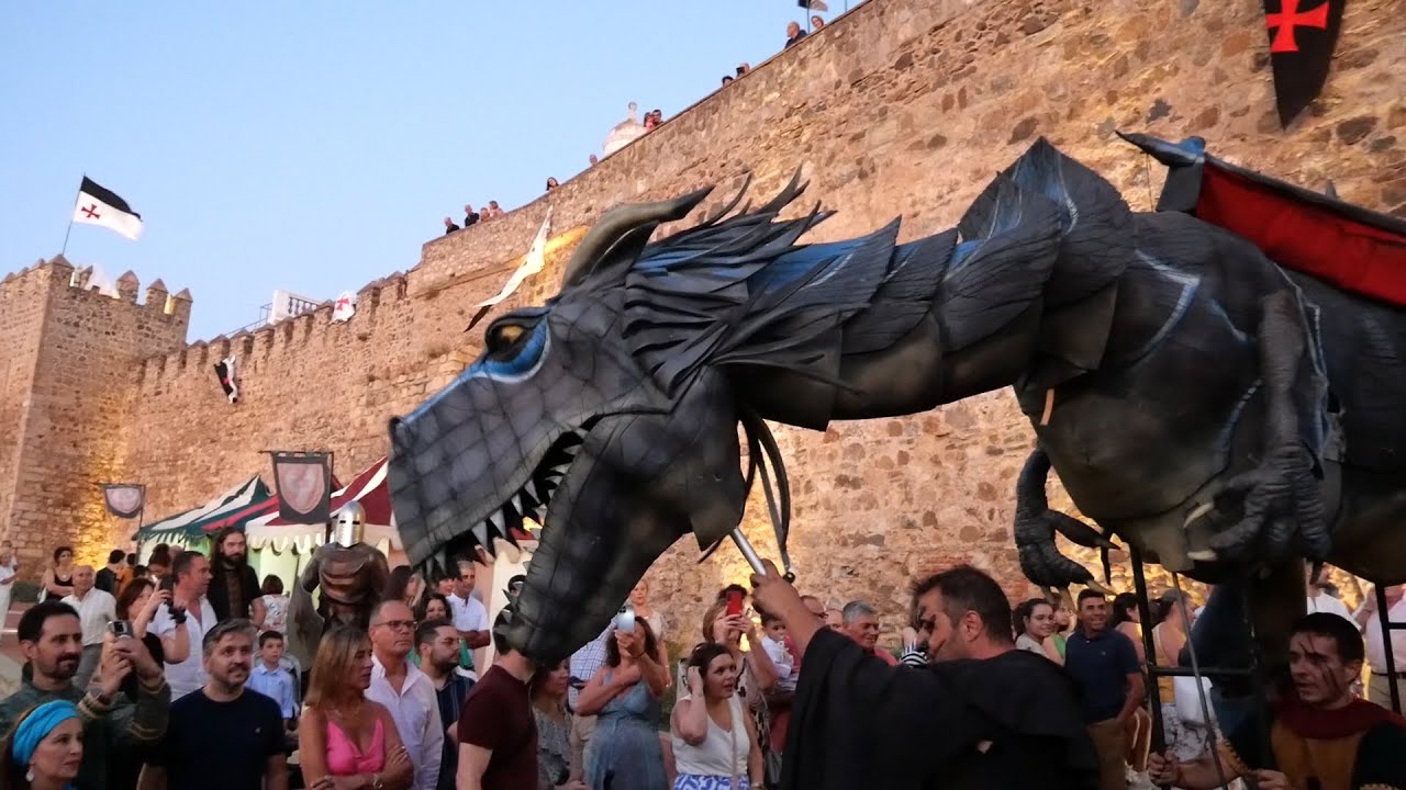 El pasacalles de Samarkanda protagonista en la jornada del sábado del XX Festival Templario