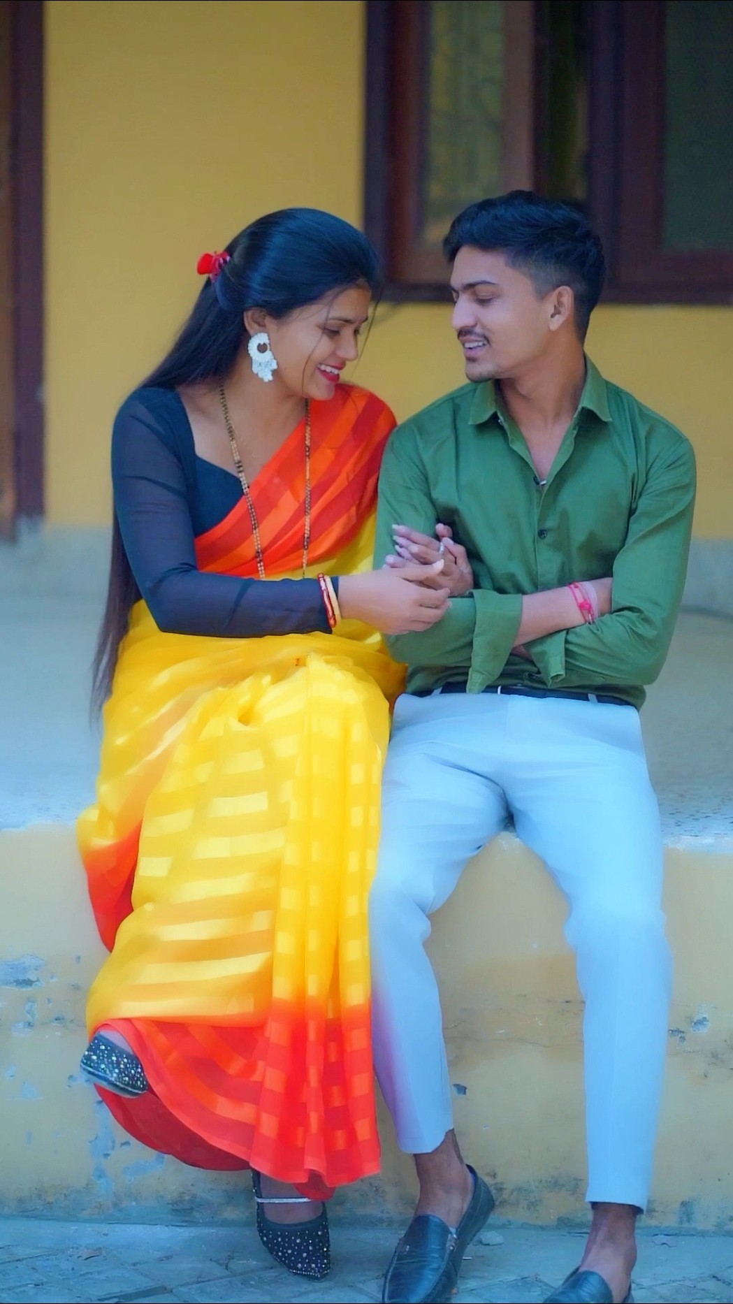 Log bibi ke lia maa ko bhula dete h