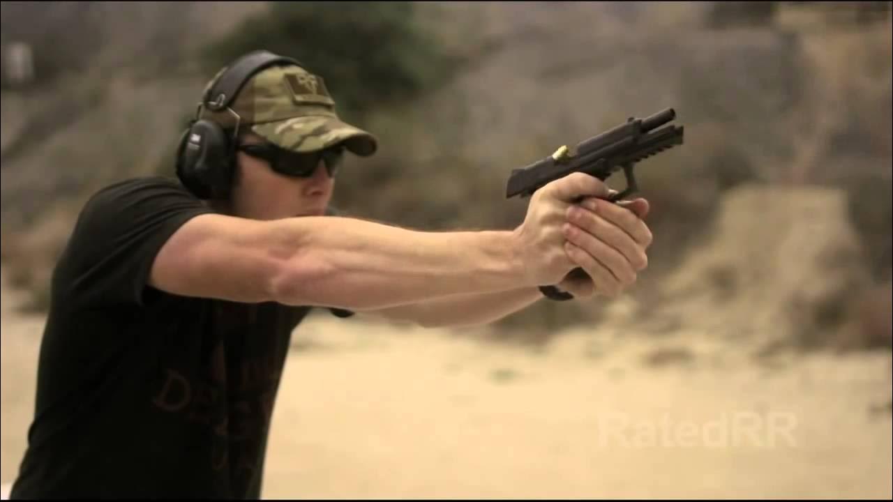 Гта 5 перестрелка. Вэл килмер схватка. Стрельба видео. Крутые перестрелки. Battle weapons.