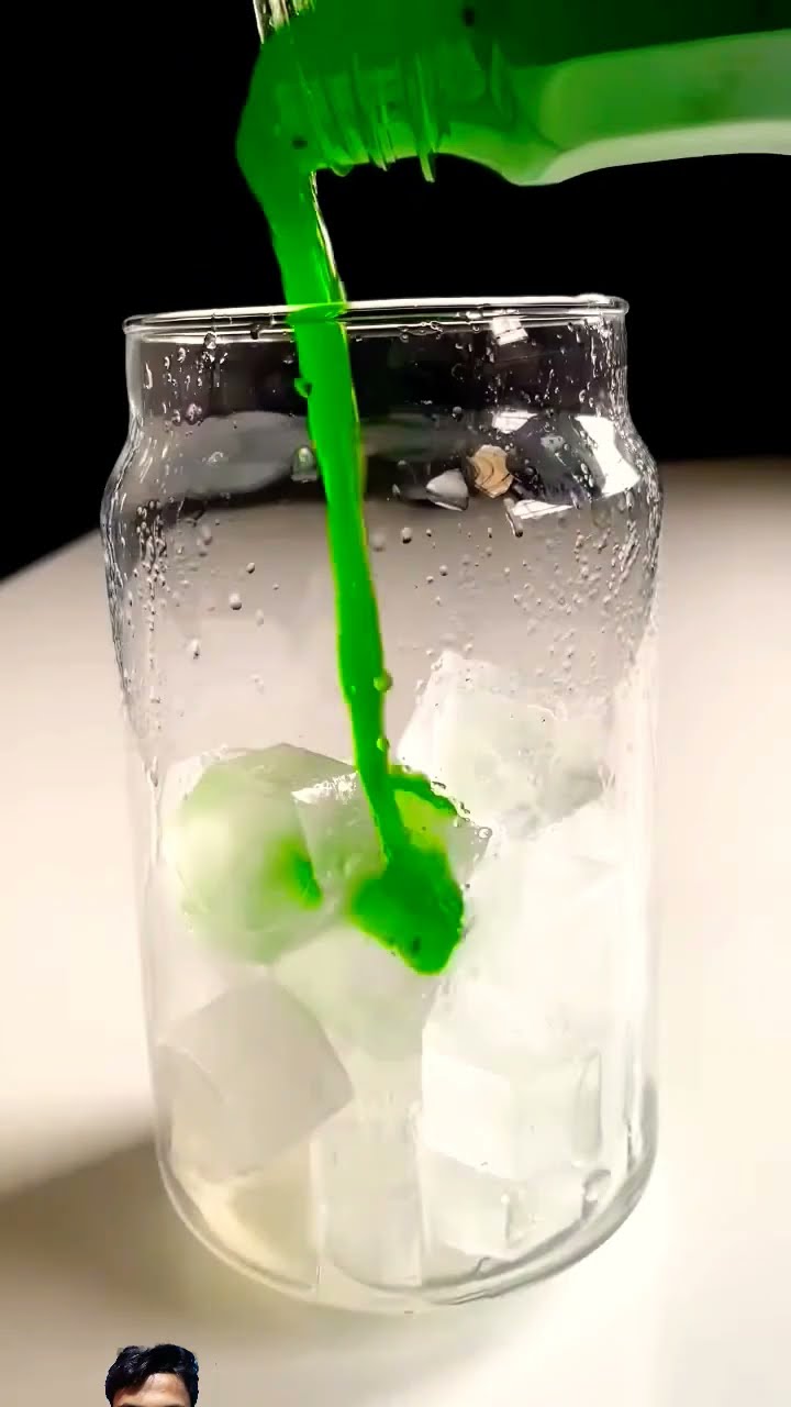 QUICKEST KIWI REFRESHER... WOW YUMMY 🤤🤤 #sprite #drink #kiwidrink # ...