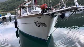 Nauticat 38 motorsailer longside docking