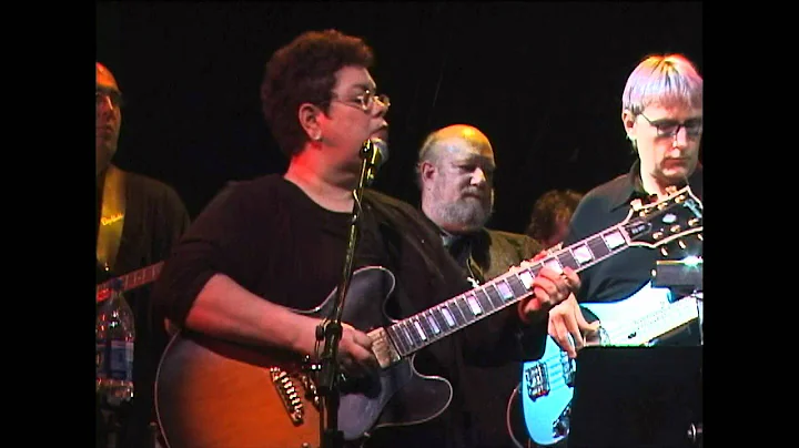 Phoebe Snow at the Buzzy Linhart Tribute at the Bottomline, NY.2002 "Poetry Man".