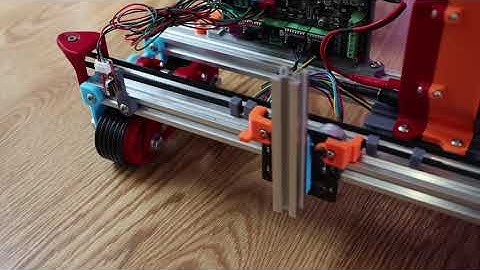 Rolling plotter with Single Motor for Wheel Axis