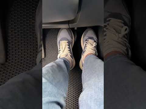 Correct foot position