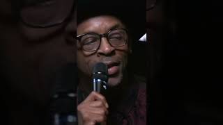 Chuck Flowers Sings Dont It Make It Better