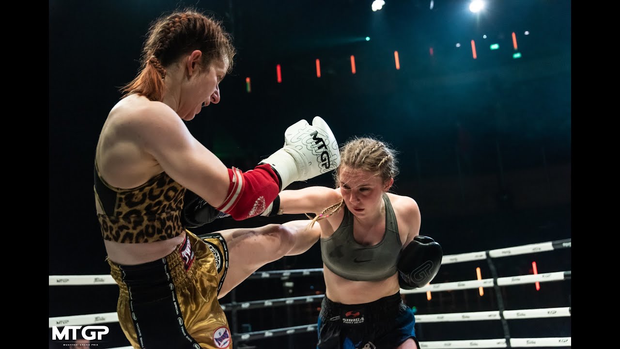Tamzin Raison vs Elena Cresci