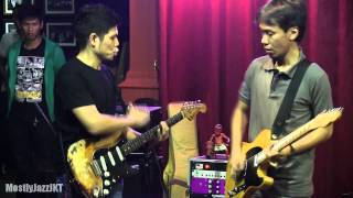 Baim & Eross Candra - Crossroads @ Mostly Jazz 26/03/13 [HD] chords