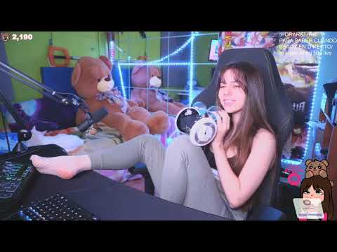YOUR WAIFU WITH NO MAKEUP AND NEW SETUP UWU ASMR!