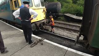 Auto Coupler FAIL  British Rail Class 33 At The Swanage Railway