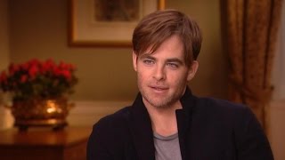 Move Over Meryl, Chris Pine Is the 'Into the Woods' Scene Stealer