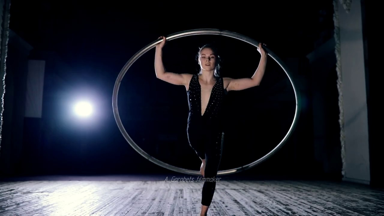 Cyr Wheel Artist - 2