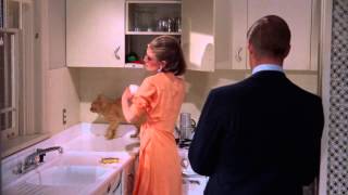 Breakfast at Tiffany&#39;s - Paul and Holly Kiss and Make Up (11) - Audrey Hepburn