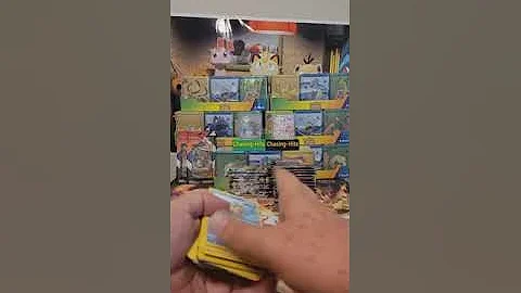 Whatnot Pokemon seller switches Moonbreon (Umbreon VMAX) out of a Break, gets only a 1 week ban: