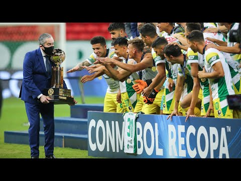 MOMENTO HISTÓRICO: ¡Defensa y Justicia esperó toda la vida: LEVANTA LA CONMEBOL Recopa 2021!