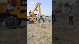 Catch With The Car Rotary Wood Grab Machine Excavator With The Car