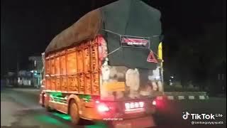 truk anti gosip oleng parah   jam stut