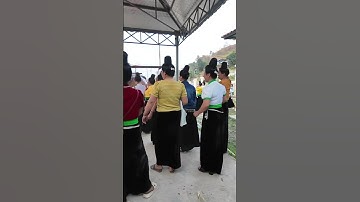 Các Cô Gái Thái nhảy Trong Lễ hội ném còn | Nhạc sàn Tây Bắc Short #Shorts