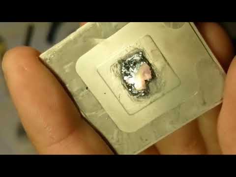 PS3 CELL CPU DIE Extremely overheated to the IHS (DIE Finally Removed) By:NSC