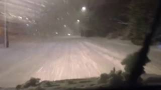 Driving in the snow - Portland Oregon 10pm 1.10.17