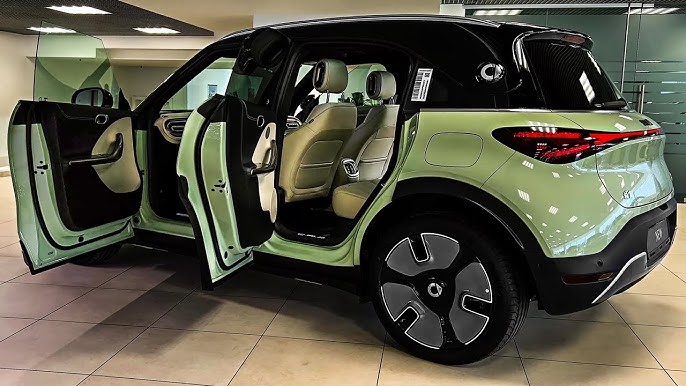 smart #1 - Premium in Future Green Metallic & Dark Matter interior 