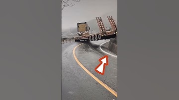 Unbelievable! Flatbed Truck Launches After Dragging Along the Highway Barrier!#fail#truck#automobile