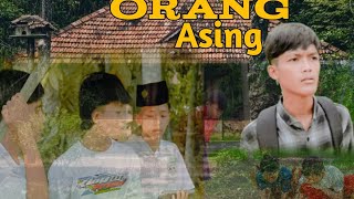 Orang Asingpemuda Tangguh