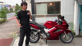 ホンダVFR800ワンオーナー（EU逆2008）：片持ちスイングアーム「プロアーム」は何が素晴らしいのか？