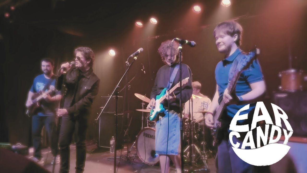 ПОД АРКАМИ!!!!