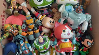 Box of Old Toys with Names | Jibanyan Cyborg Komasan Robin Captain America Metalhead