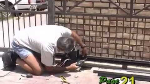 Echo line Distributors |061 220830|   Part 5   Mounting the Operator and Rack   CENTURION   D5 and D