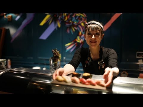 Video: New York City Hat Ein Sushi Speakeasy Mit Einem Sake-Automaten