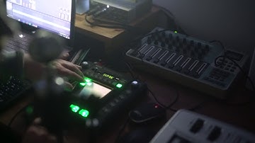 First try, testing the Korg Kaossilator Pro + Vocoder Feature, ElectroPop