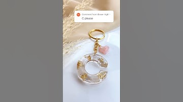 Resin Intial keychains tutorial🫶||Letter resin #trending #shorts #art #calligraphy #shorts