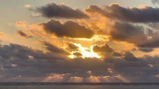 石垣島🏝今日の日の出🌅❗️Ishigaki Island Today's sunrise,January17.2023‼️