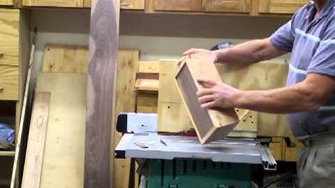 How to make spline corner joints  for wood projects.