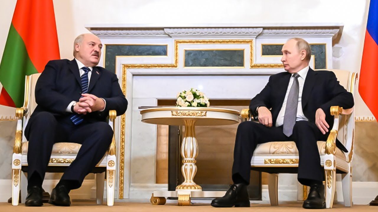 Путин и Лукашенко осмотрели спортивный комплекс 