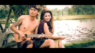 Video voorbeeld van "Lolot Capung Gantung Official Video"