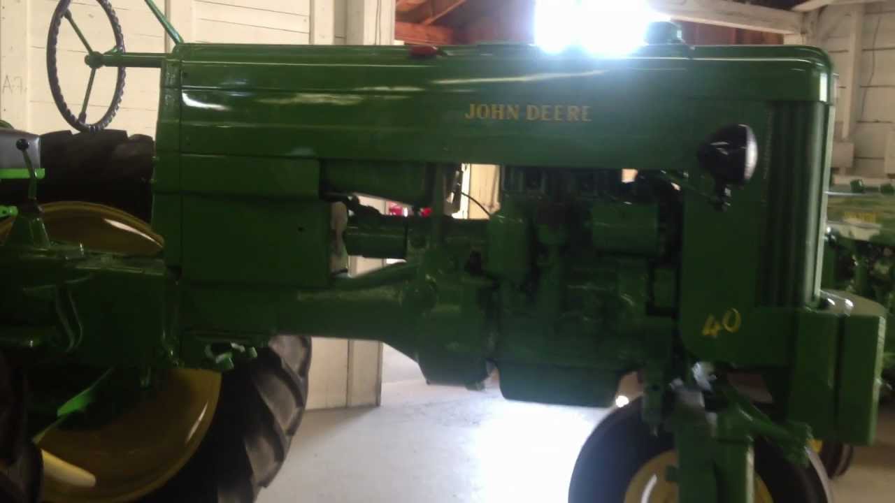 Antique John Deere 40 Tractor - YouTube