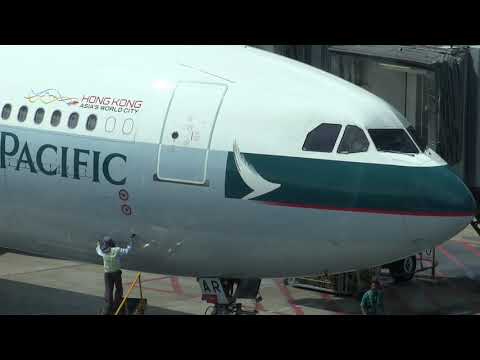 Video: Cathay Pacific Innrømmer Overvåking Av Passasjerer Via Kameraer Ombord