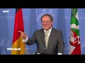 Armin Laschet gibt Pressekonferenz zur politischen Lage in NRW | WDR aktuell